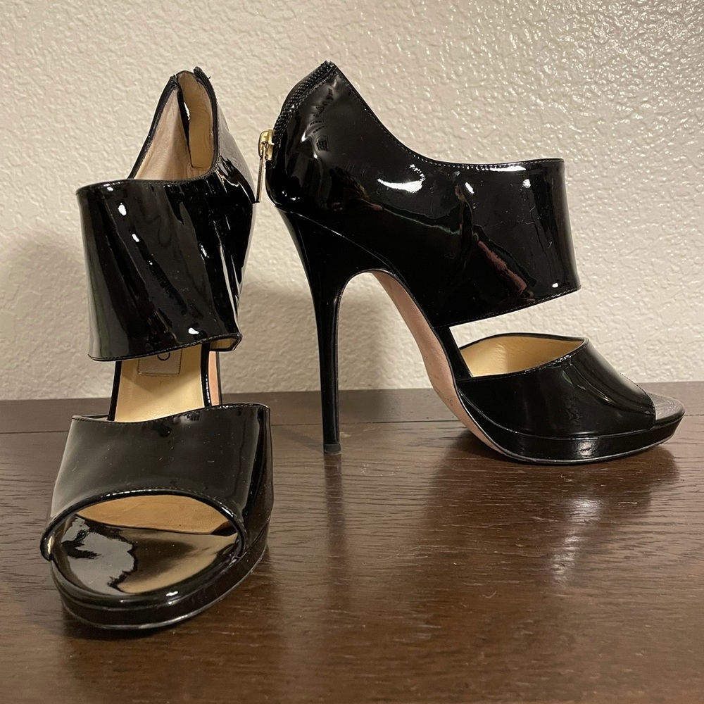 JIMMY CHOO PATENT LEATHER HEELS